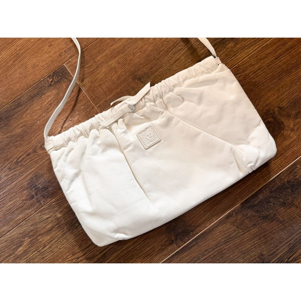 Vintage Anne Klein for Calderon White Lion Logo Clutch Shoulder Bag Purse